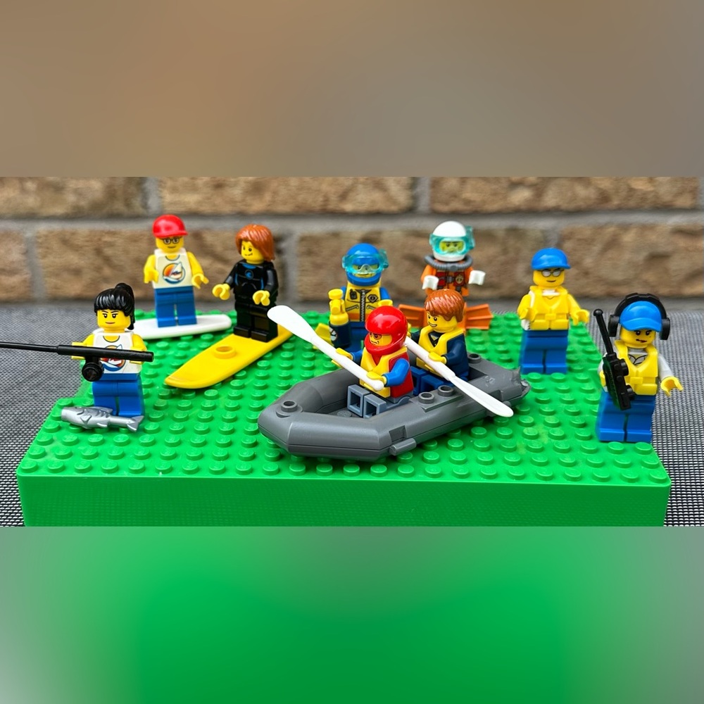 LEGO City Adventure/Sports Minifigures Bundle with accessories